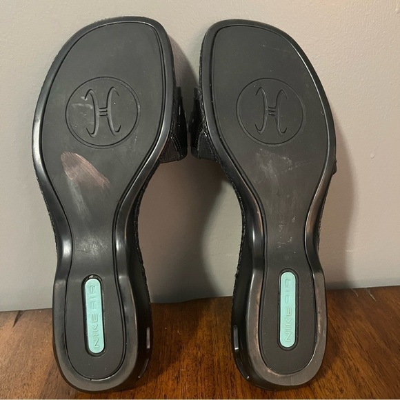 Cole Haan Nike air sandals/slides women size 7 black patent leather. - Picture 5 of 10